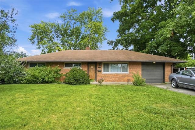 4595 Korner Dr, Huber Heights, OH 45424