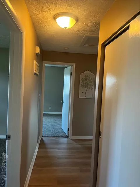 Entry Way - 2369 Broadmoor Dr, Kettering, OH 45419 photo 2 of 3