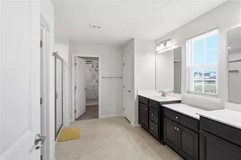 Entry Way - 748 E Brooke Dr, Monroe, OH 45050 photo 10 of 13