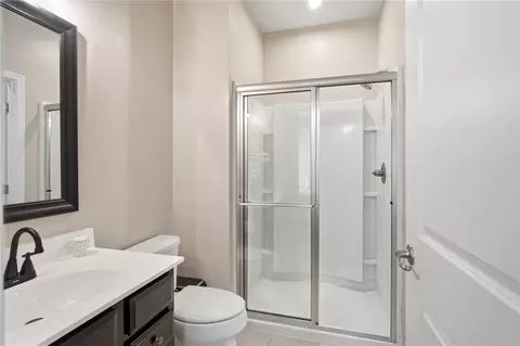 Bath - 748 E Brooke Dr, Monroe, OH 45050 photo 2 of 6