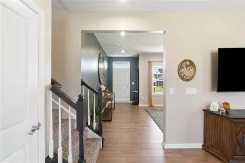 Entry Way - 748 E Brooke Dr, Monroe, OH 45050 photo 5 of 13