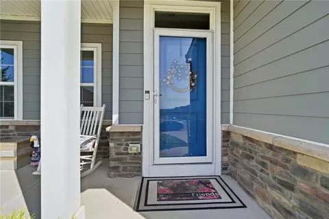 Exterior - 748 E Brooke Dr, Monroe, OH 45050 photo 6 of 12