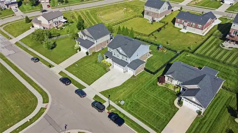 View/Area - 748 E Brooke Dr, Monroe, OH 45050 photo 2 of 6
