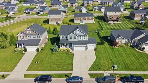 View/Area - 748 E Brooke Dr, Monroe, OH 45050 photo 1 of 6
