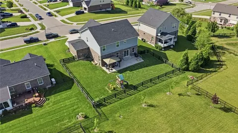 View/Area - 748 E Brooke Dr, Monroe, OH 45050 photo 4 of 6