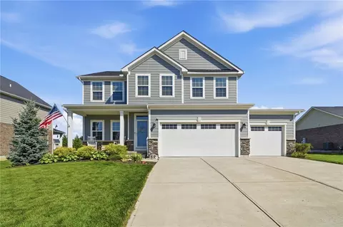 Exterior - 748 E Brooke Dr, Monroe, OH 45050 photo 3 of 12