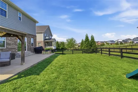 Exterior - 748 E Brooke Dr, Monroe, OH 45050 photo 9 of 12