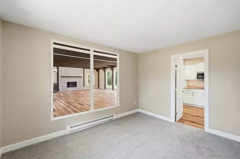 Living - 6788 E Us Rt 22 3, Morrow, OH 45152 photo 5 of 6