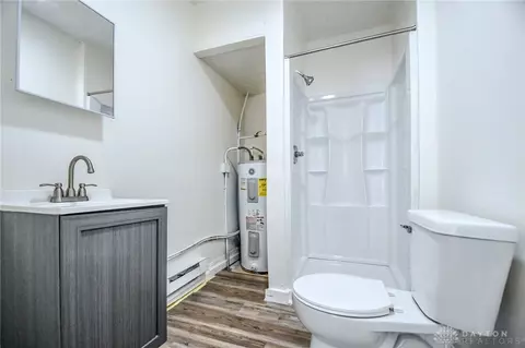 828 E Main St, Springfield, OH 45503 photo 11