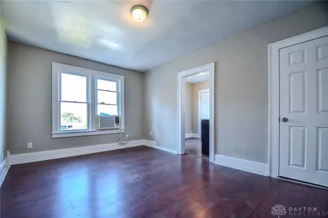 828 E Main St, Springfield, OH 45503 photo 30