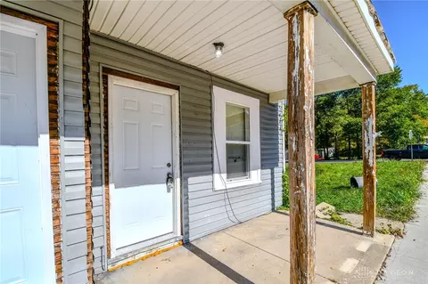 828 E Main St, Springfield, OH 45503 photo 15