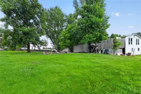 2865 NW Palomino Rd, Somerset, OH 43150