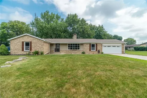 4405 Brunson Ln, Piqua, OH 45356