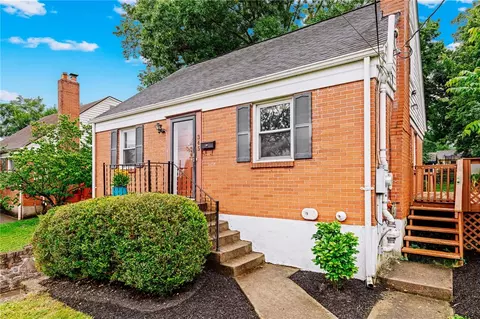 Exterior - 345 Durrell Ave, Cincinnati, OH 45215 photo 2 of 12