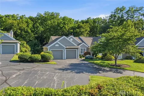 7924 Bar Harbor Dr, Cincinnati, OH 45255