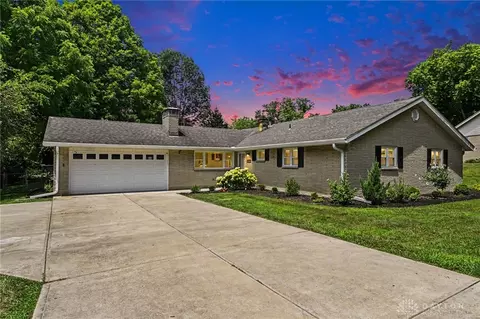 2698 Blue Rock Dr, Dayton, OH 45434