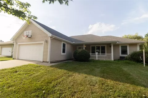 1285 Peggy Ln, Wilmington, OH 45177