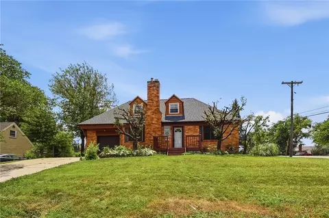 104 N Bromfield Rd, Kettering, OH 45429 photo 3