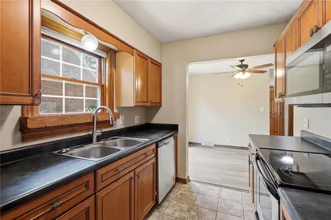 104 N Bromfield Rd, Kettering, OH 45429 photo 17