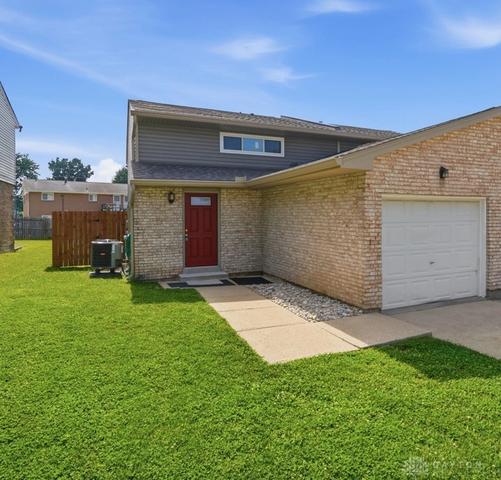 128 High Ridge Ct, Franklin, OH 45005