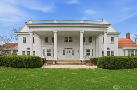 407 N Dayton Lakeview Rd, New Carlisle, OH 45344