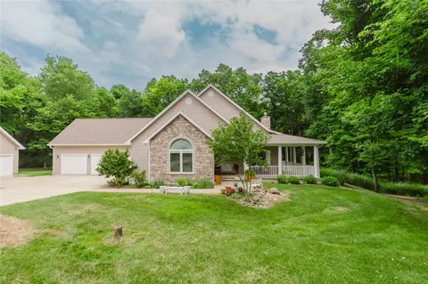 2215 Tadmor Ct, Vandalia, OH 45377