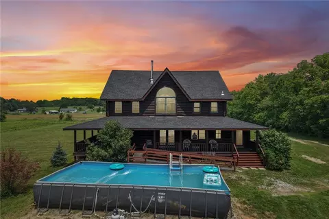 Exterior - 963 Pratt Rd, Blanchester, OH 45107 photo 7 of 16