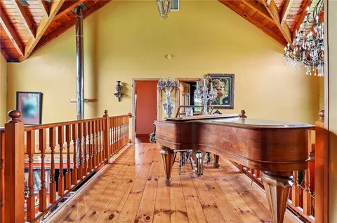 Entry Way - 963 Pratt Rd, Blanchester, OH 45107 photo 8 of 9