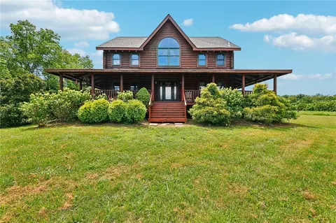 Exterior - 963 Pratt Rd, Blanchester, OH 45107 photo 2 of 16