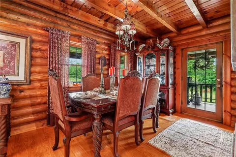 Dining - 963 Pratt Rd, Blanchester, OH 45107 photo 3 of 3