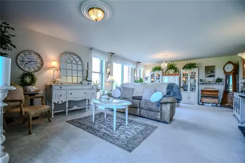 Living - 2230 S Patterson Blvd #71, Kettering, OH 45409 photo 4 of 5