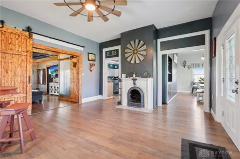 Entry Way - 213 N Broadway St, Blanchester, OH 45107 photo 4 of 6