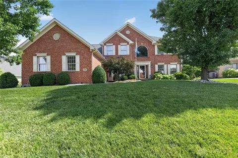29 Fairwood Ct, Miamisburg, OH 45342
