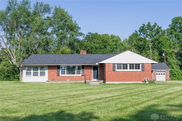 6123 Shady Oak St, Huber Heights, OH 45424