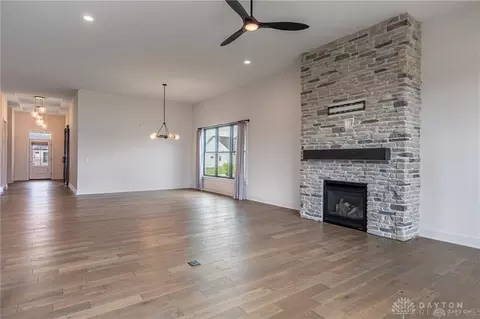 Living - 1264 Normandy Rue, Clearcreek Twp, OH 45458 photo 5 of 8