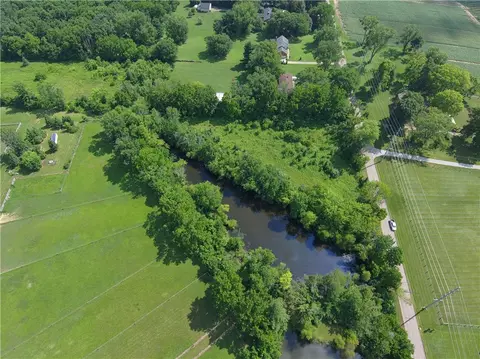 3775 Ferry Rd, Bellbrook, OH 45305 photo 3