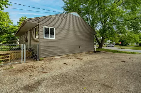 Exterior - 2793 Galewood St, Kettering, OH 45420 photo 9 of 11