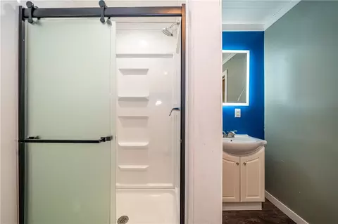 Bath - 2793 Galewood St, Kettering, OH 45420 photo 4 of 4