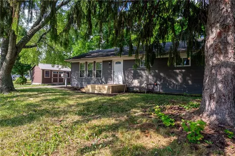 Exterior - 2793 Galewood St, Kettering, OH 45420 photo 3 of 11