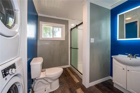 Bath - 2793 Galewood St, Kettering, OH 45420 photo 2 of 4