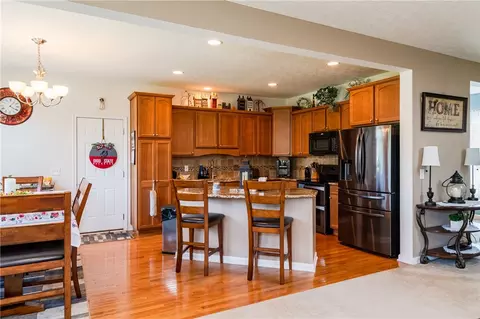 Kitchen - 6590 Thistle Grv, Morrow, OH 45152 photo 3 of 3