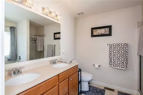 Bath - 6590 Thistle Grv, Morrow, OH 45152 photo 2 of 5