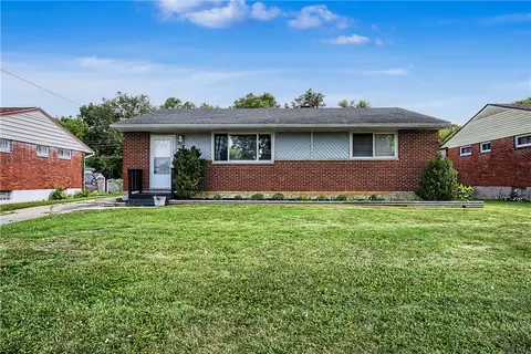 217 Whispering Dr, Trotwood, OH 45426