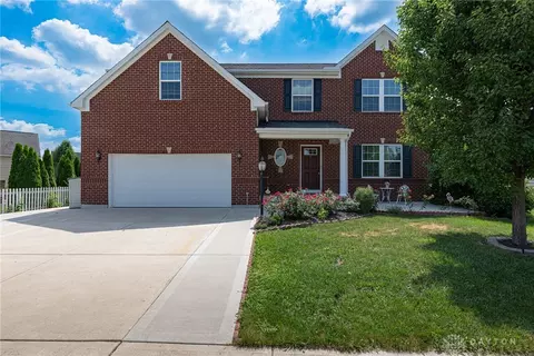 1349 Senna St, Tipp City, OH 45371