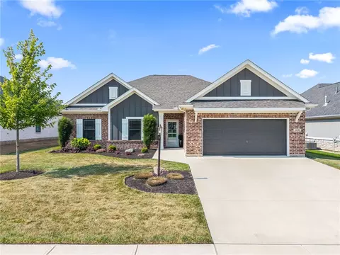 519 Flagstone, Tipp City, OH 45371