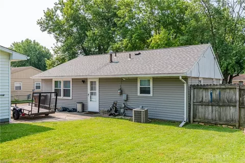 Exterior - 518 Monaco Dr, Springfield, OH 45506 photo 3 of 4