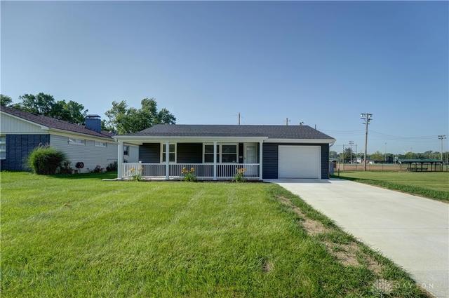 414 E Harmon Dr, Greenville, OH 45331