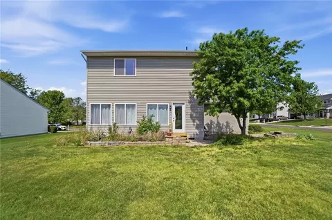 Exterior - 70 E Long Meadow Dr, Springboro, OH 45066 photo 9 of 9