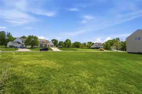 View/Area - 70 E Long Meadow Dr, Springboro, OH 45066 photo 4 of 4
