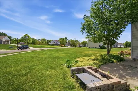 Exterior - 70 E Long Meadow Dr, Springboro, OH 45066 photo 8 of 9